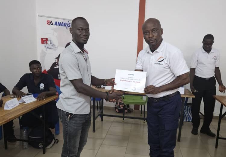 ga-anaris_Remise_d'attestation